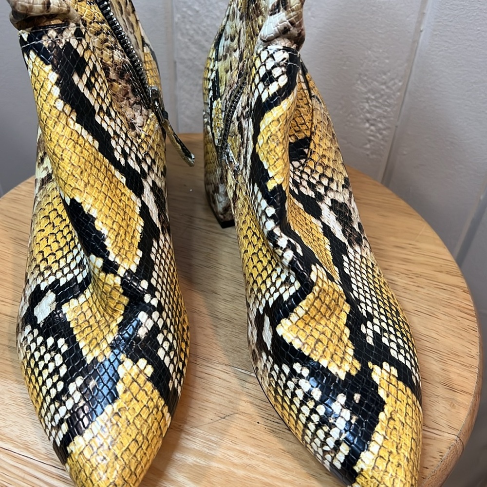 Aldo Uruclya Snake Ankle Boots - Picture 9 of 10